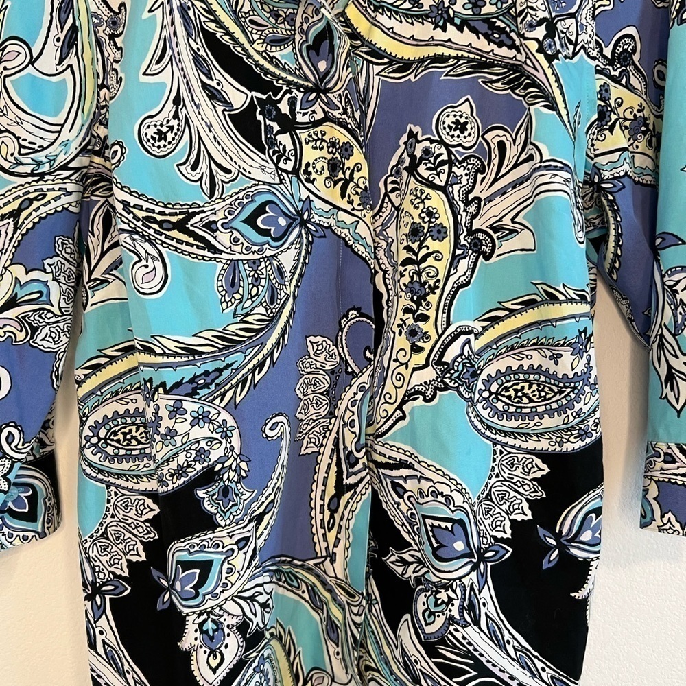 CHICOS Women’s Blue Paisley Blouse Size 1 - Picture 5 of 11